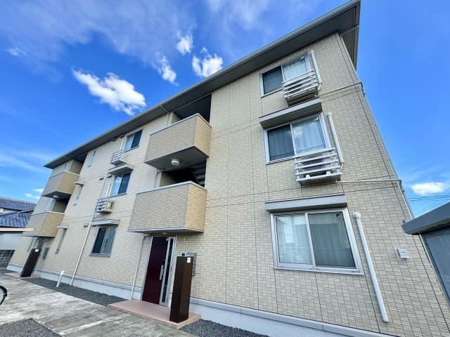 イーストヴィラ・ココの外観写真