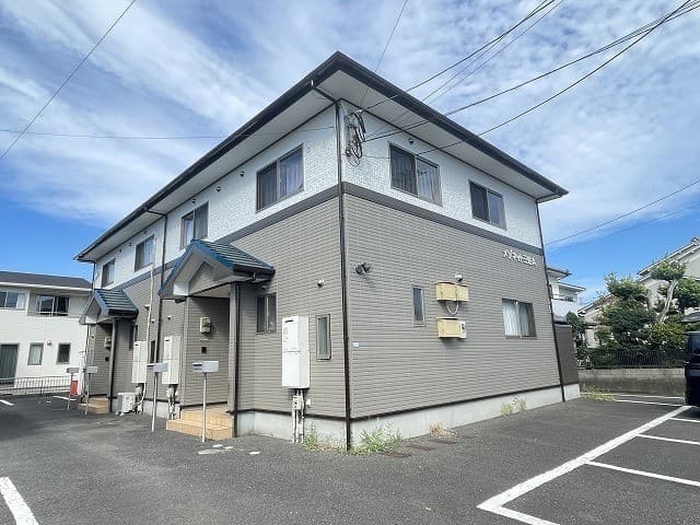 メゾネット三佐　Ａ棟Ｂ棟の外観写真