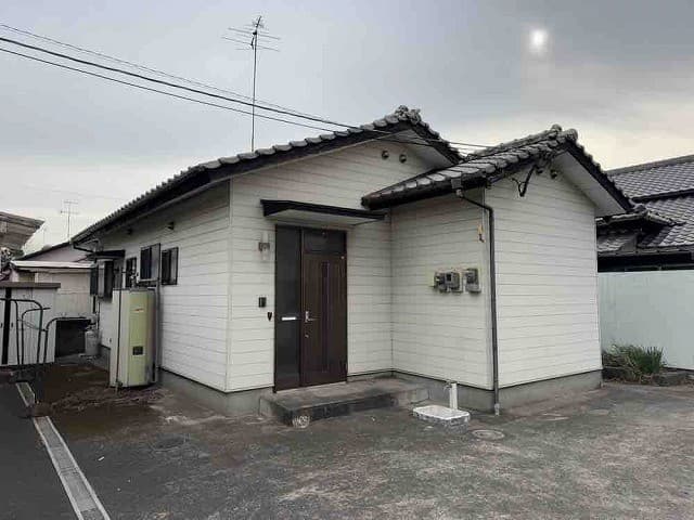 三川　幸重貸家の外観写真