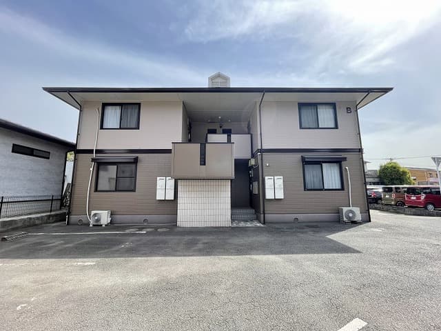 サニーハウスさとうB棟の外観写真