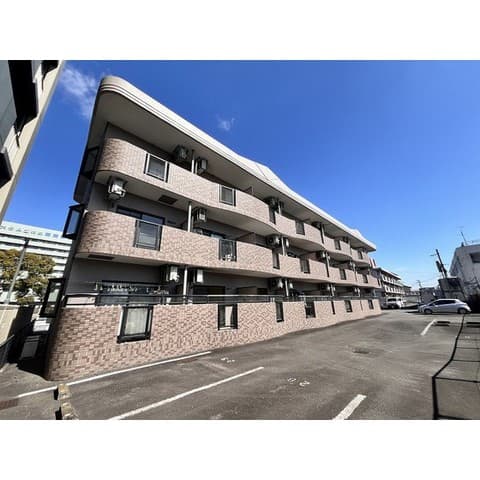 BLUE SKY 鴻川の外観写真