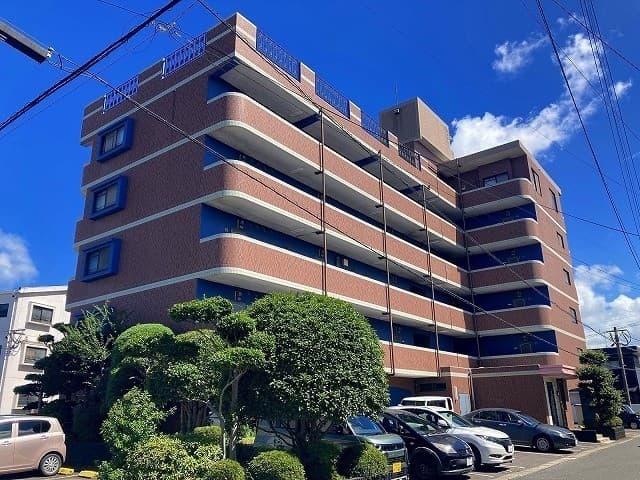 ハピネス鶴崎の外観写真