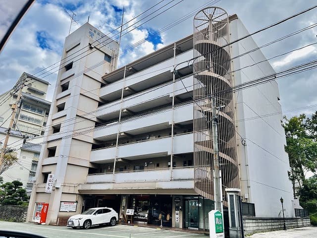 青山ビル の外観写真