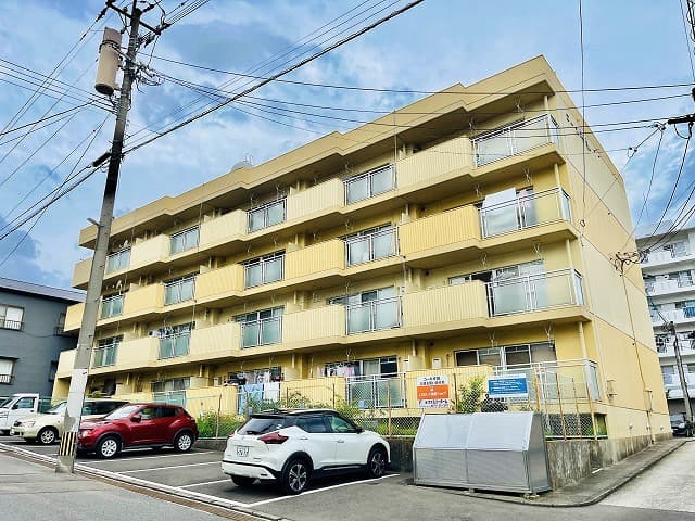 コーポ坪根の外観写真