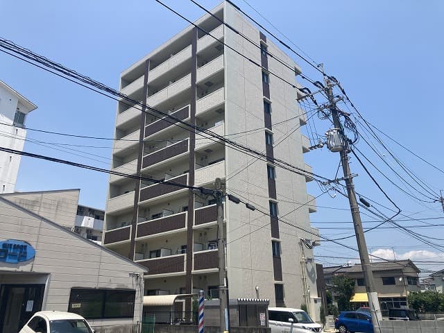 トレステーラリデアル上人の外観写真