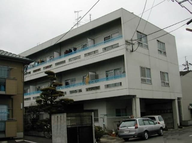 佐藤マンションの外観写真