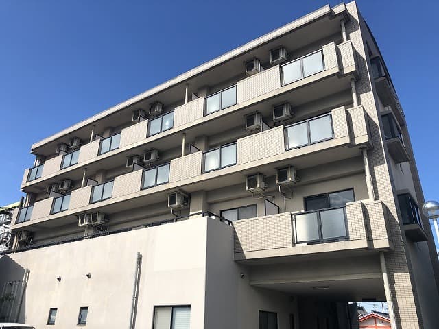 グランデール新川の外観写真