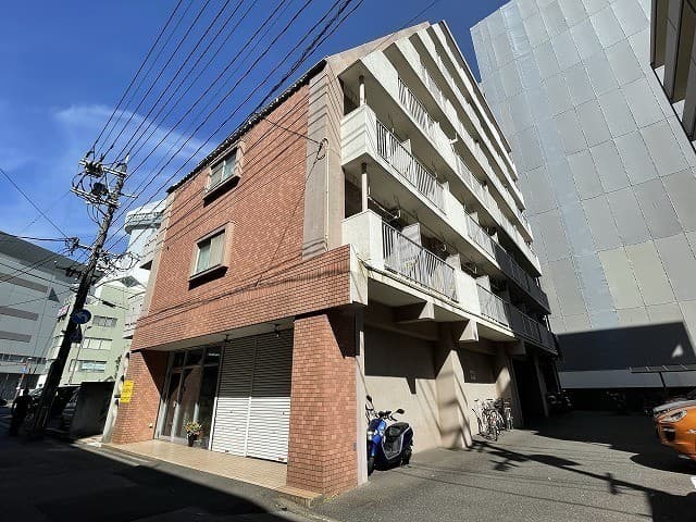 新町クレセントビルの外観写真