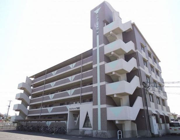 ディアコート7番館の外観写真