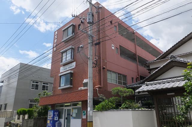 西大分ビルの外観写真