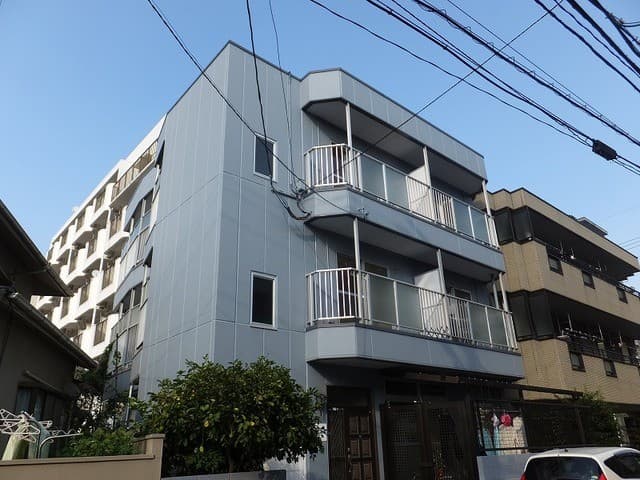 ひな菊ハイツの外観写真