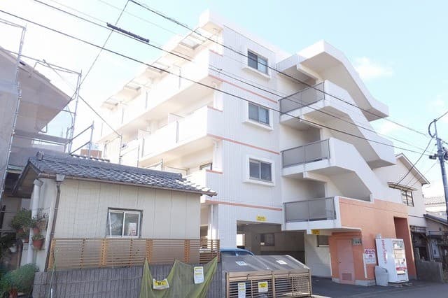 ラビットハウス　西春日の外観写真