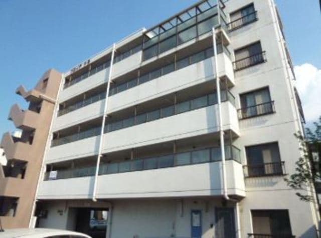 フロイデつるの外観写真