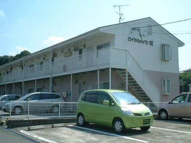 ロイヤルハイツ12の外観写真