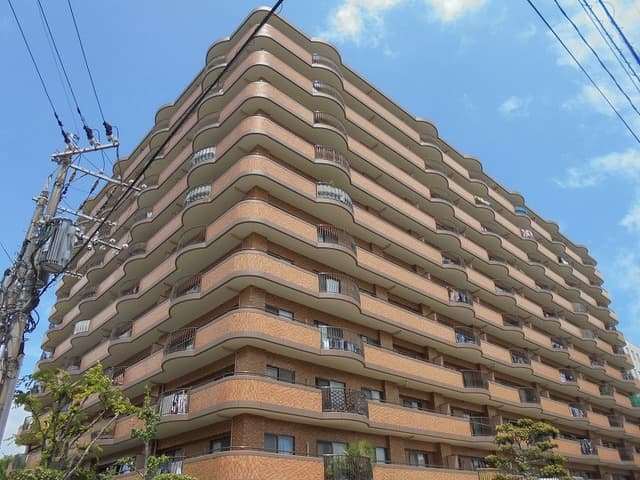 ライオンズマンション大分駅南の外観写真