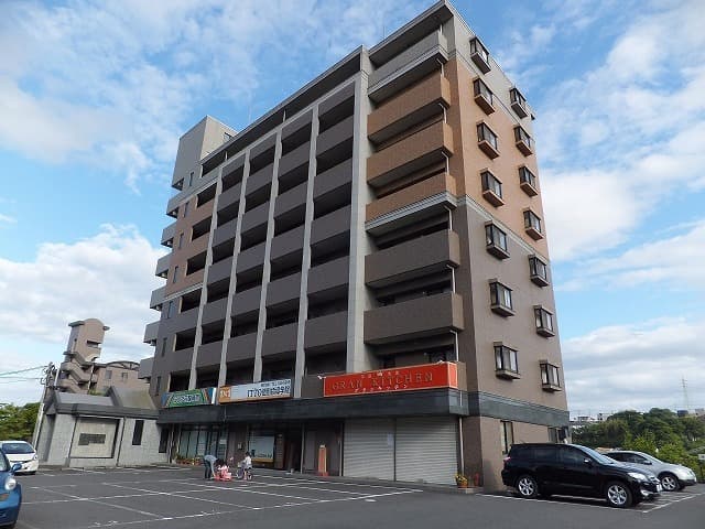 エントラーダ虹ヶ丘の外観写真