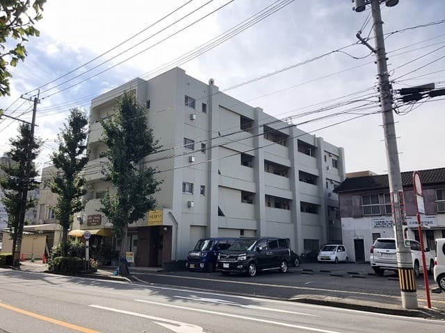 丸信ビルの外観写真