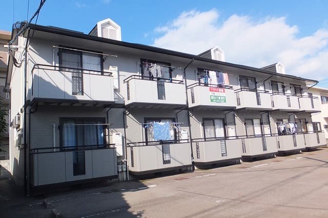 ニューセジュール津留の外観写真