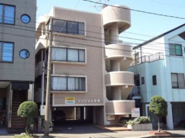 クリスタル四季の外観写真