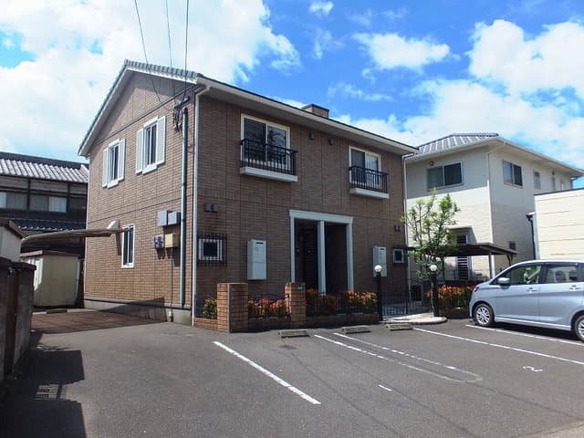 ローズコートの外観写真