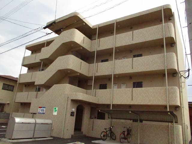 ブリュンヒルデの外観写真