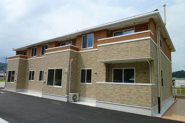 カルムアンジュＢの外観写真