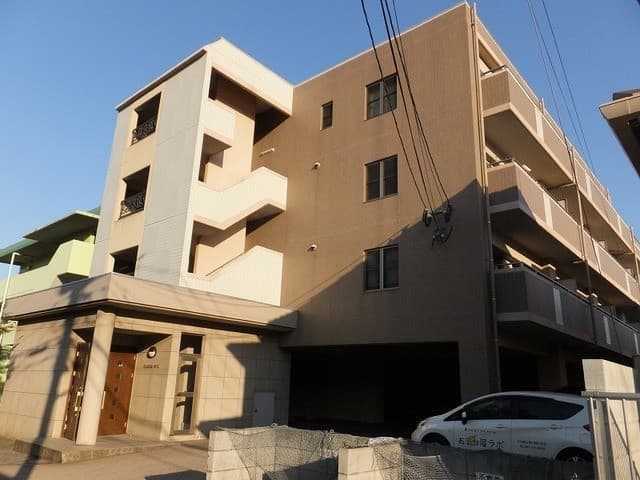 ＢＡＭＢＩＮＩ春日の外観写真