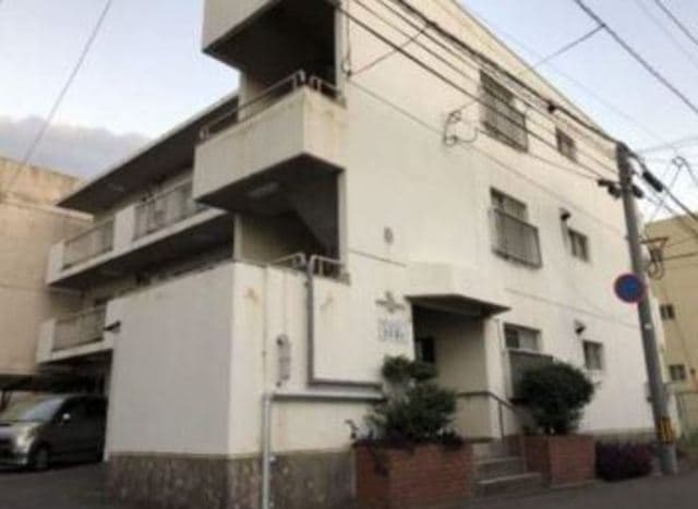 マンションミエヨシ南津留の外観写真