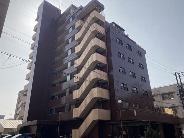 シャトー金池の外観写真