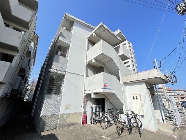 セシエル金池