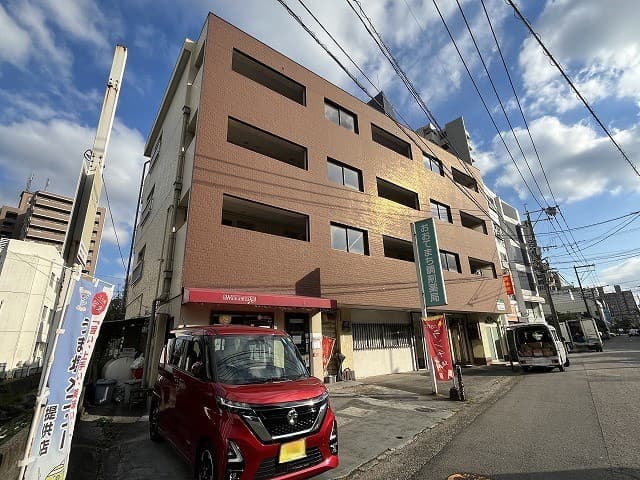 かえでビル