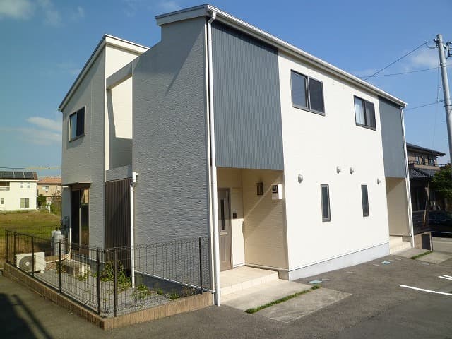 トレステーラ弐番館の外観写真