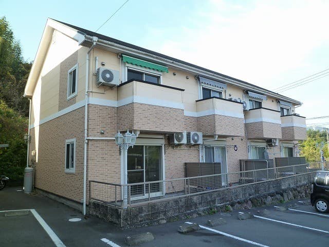 エレガンス東岡１の外観写真