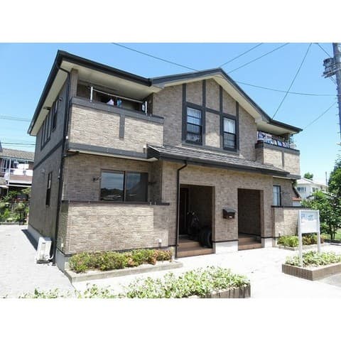 アプローズＢ棟の外観写真