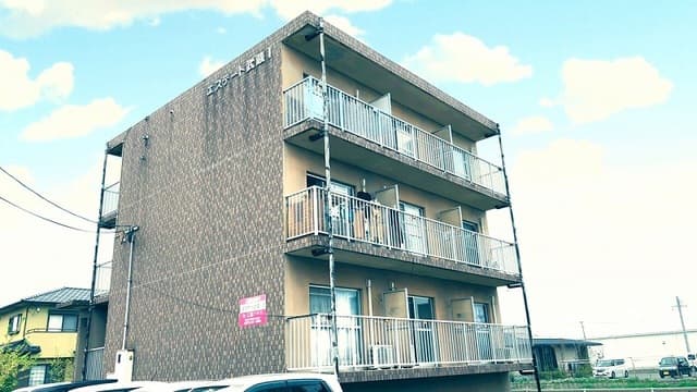 エステート武蔵1の外観写真