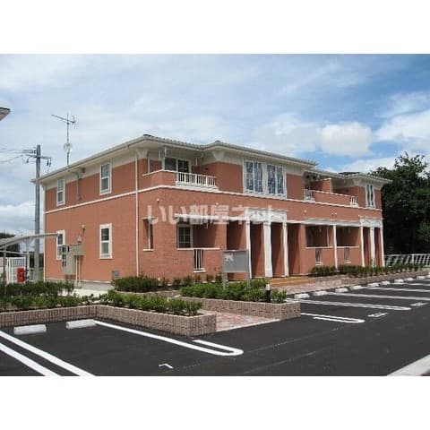 エミエール宇佐Ｂの外観写真