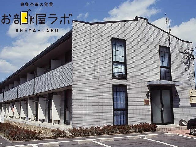 レオパレス里の外観写真