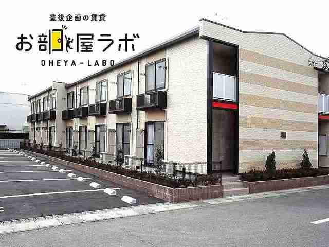 レオパレスグリーン　ウッド の外観写真