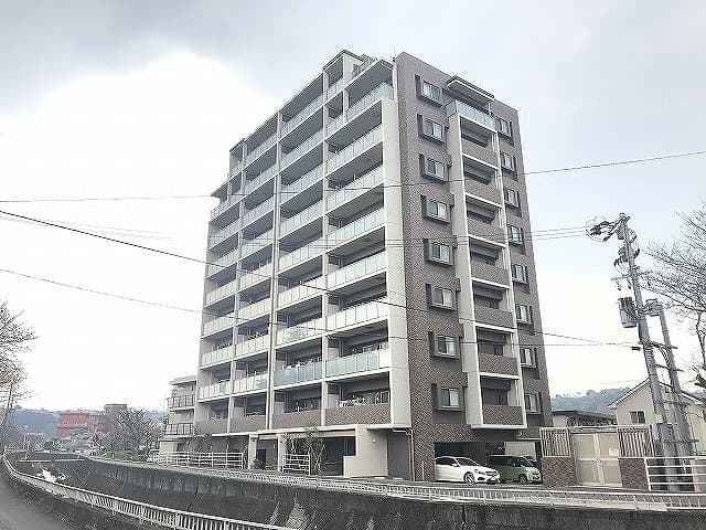 ファーネスト新春日ルシエの外観写真