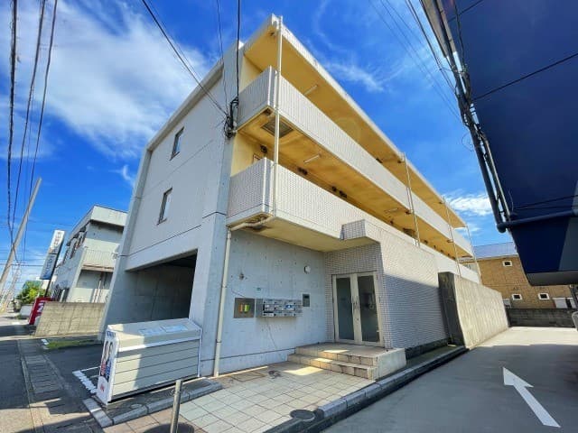 セリオメゾン原新町の外観写真