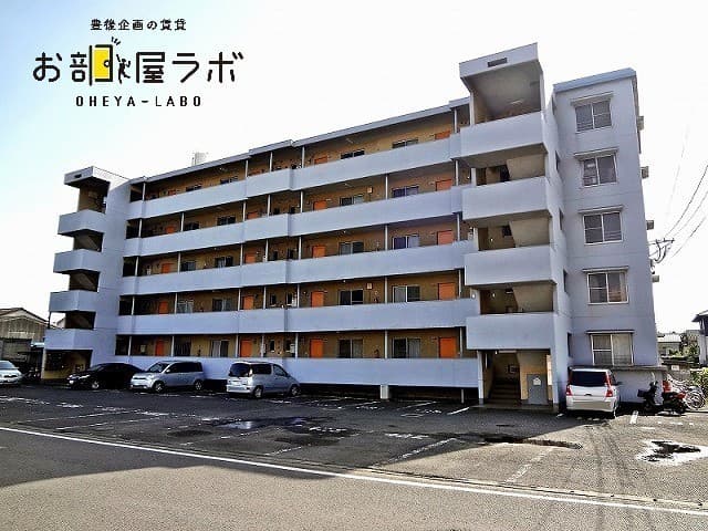 リビングハイツ花高松Ａの外観写真