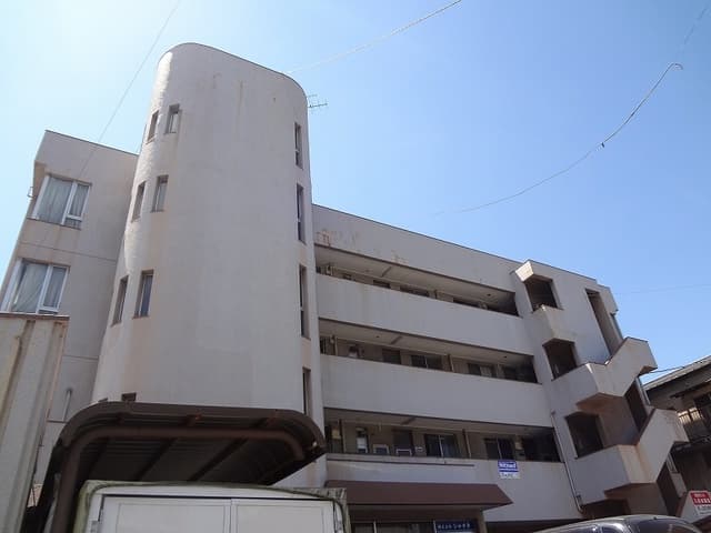 清友ビルA棟