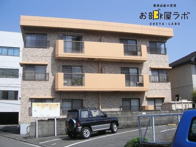 ピースコート南津留の外観写真