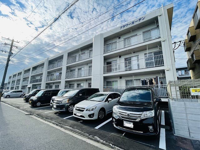 フラワーガーデンの外観写真