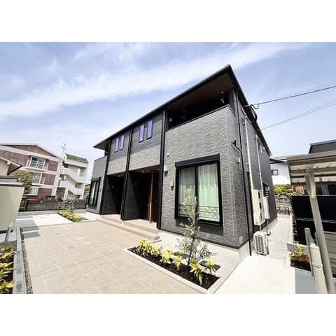 ディヴィンコディーノカナージュの外観写真