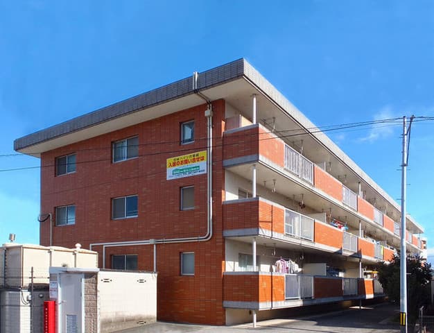 石崎ハイツ弐番館の外観写真