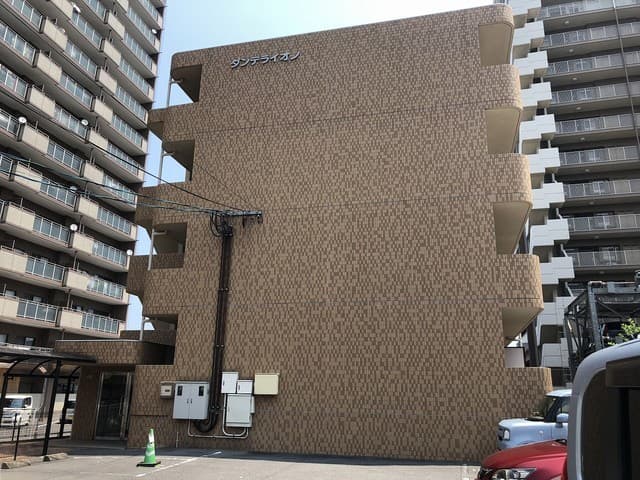 ダンデライオンの外観写真