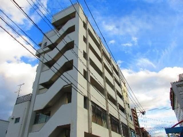 第2川本ビルの外観写真