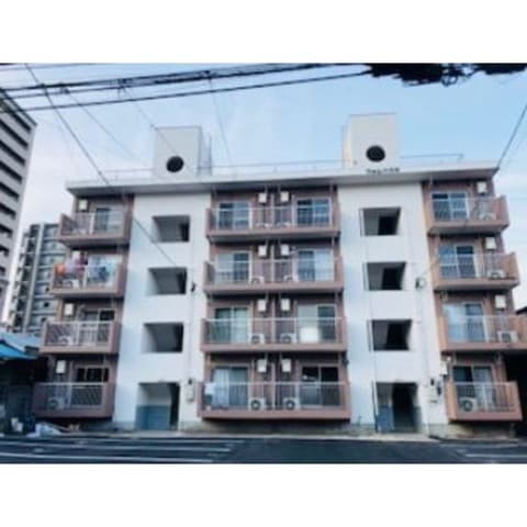 ウォムハウスの外観写真