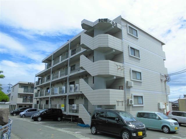 第2松岡ビルの外観写真